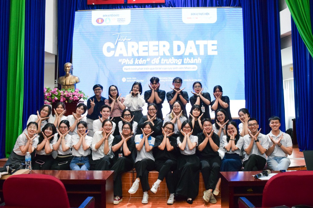 HẸN HÒ TRÒ CHUYỆN VỀ “NGHỀ NGHIỆP” 15/03/2025 CÙNG VỚI SINH VIÊN USSH (PHẦN&nbsp;2)